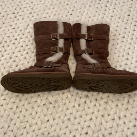 Girls Ugg Boots SZ 3 Great Condition - Picture 6 of 8